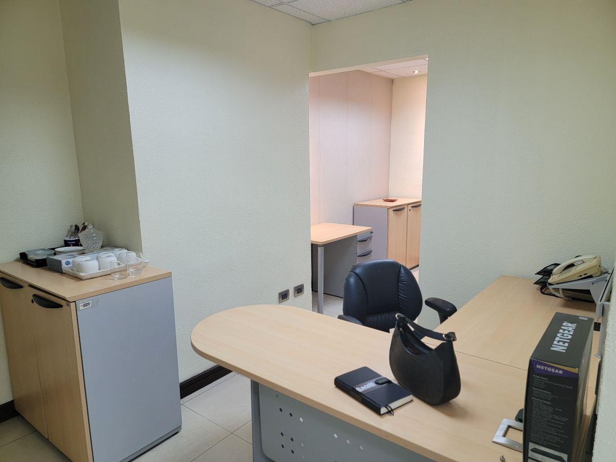Venta Oficina 99 m² Edificio World Trade Center, Guayas — imagen 3
