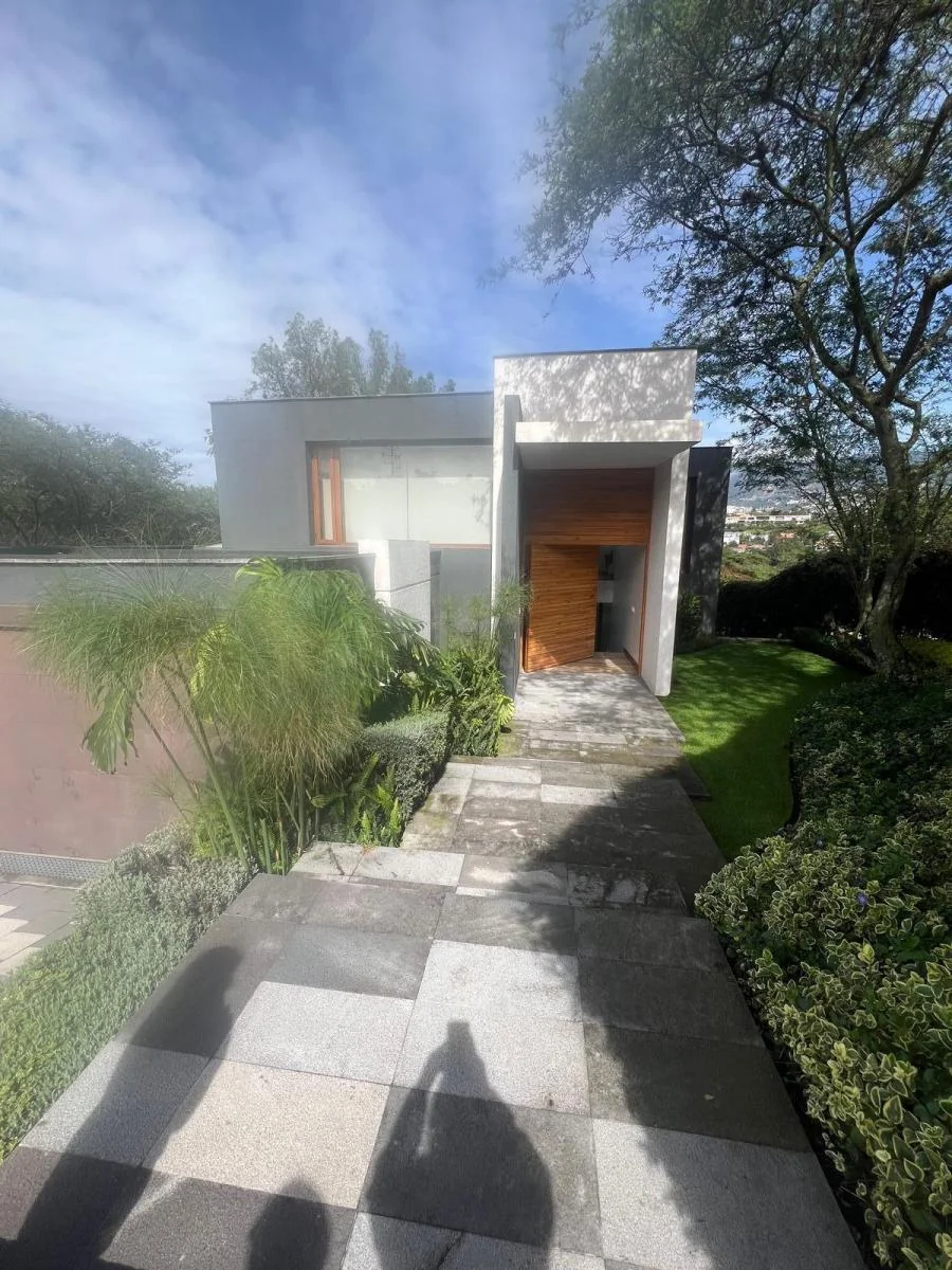 Tumbaco Se Vende Hermosa Casa Moderna en Exclusiva Urbanización (Cr) — imagen 5