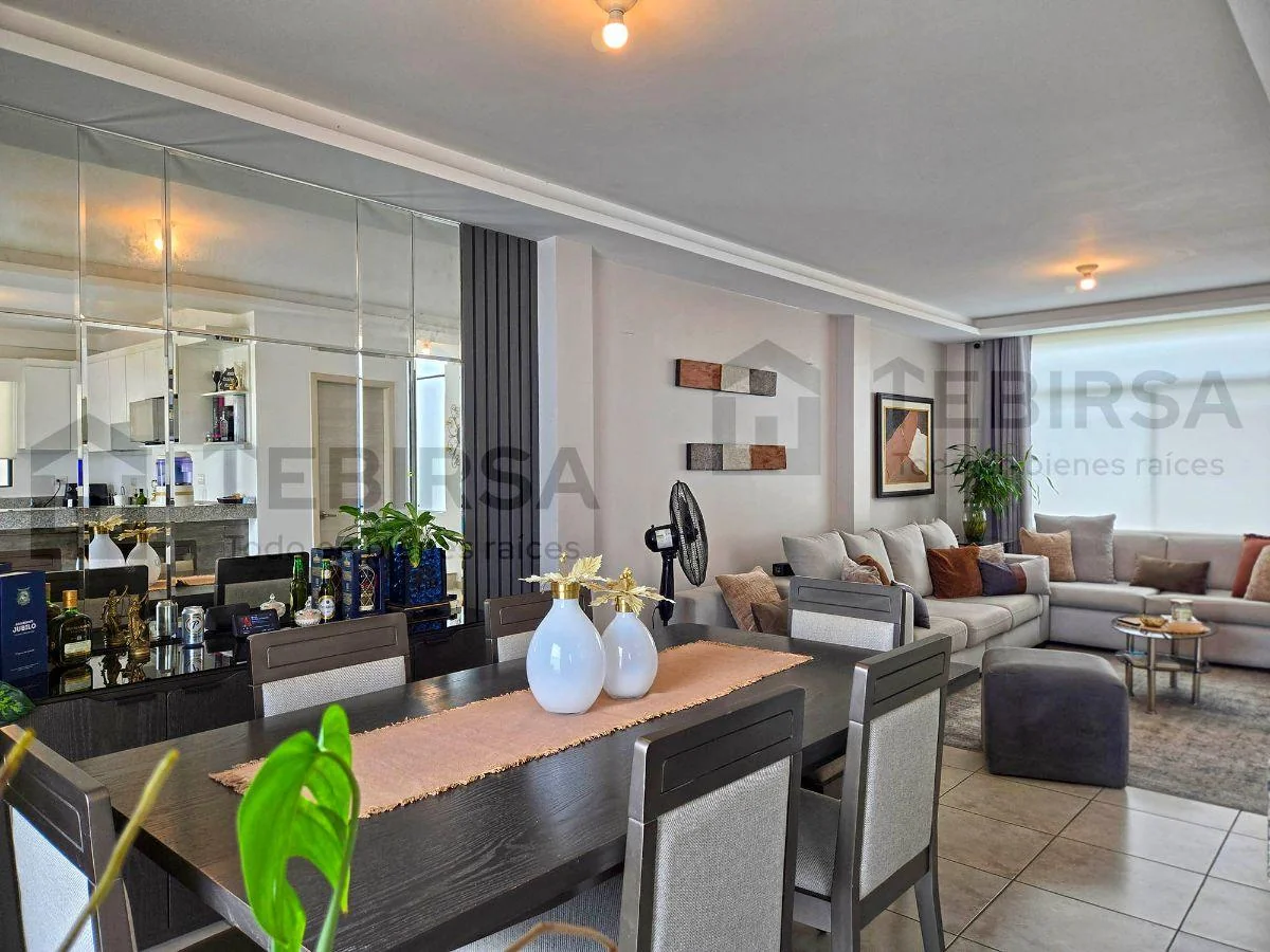 Casa en Venta de 3 Dorm. con Amplio Patio Cerca Al Club - Urbanización La Joya Etapa Granate, Guayas — imagen 5