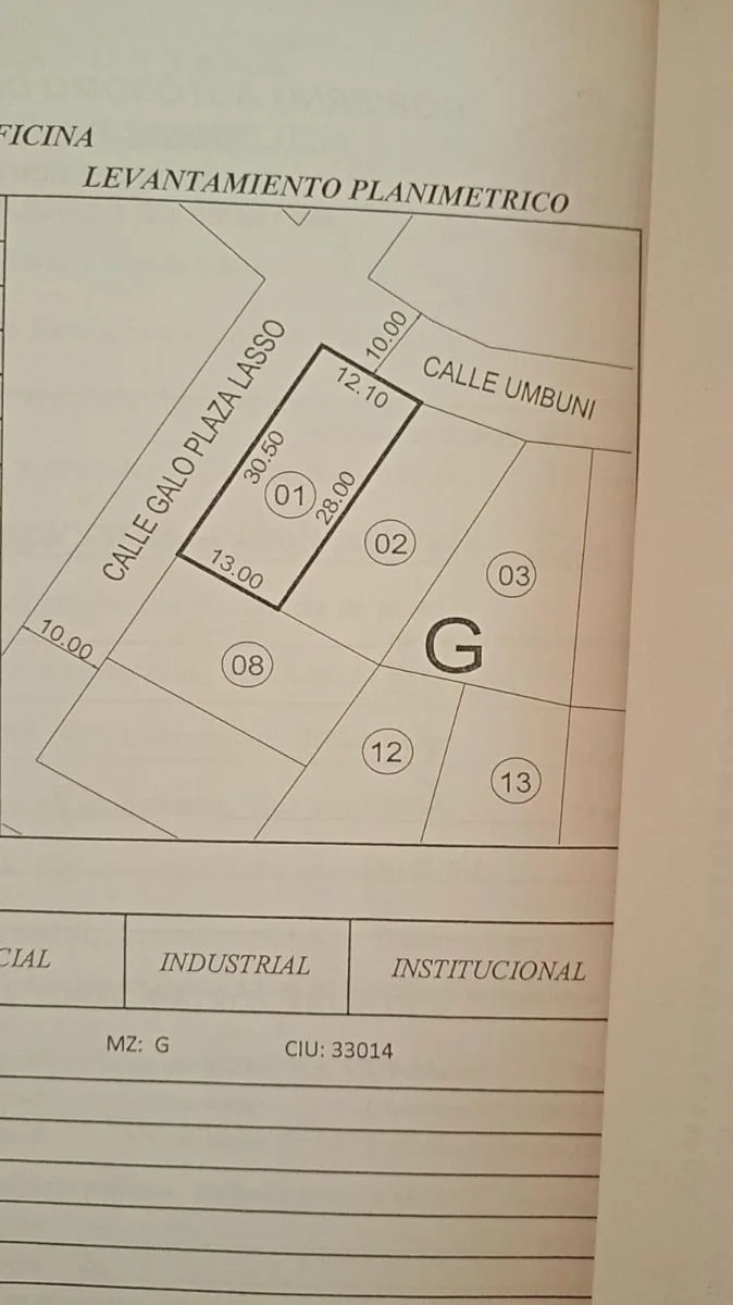 Umbuni y Galo Plaza, Se Vende Terreno Esquinero, Napo — imagen 3