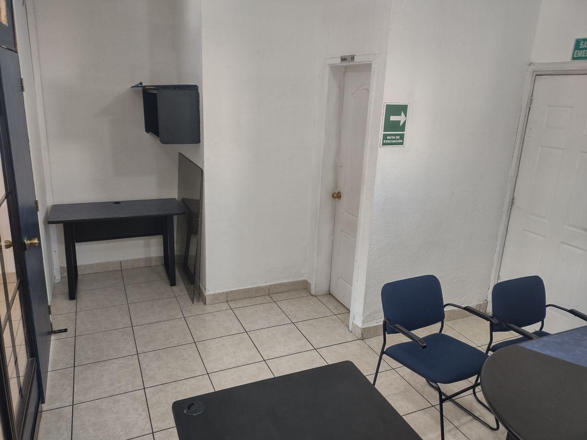 Local Comercial Vendo, 37 m², Planta Baja, Sector Triángulo, San Rafael — imagen 3