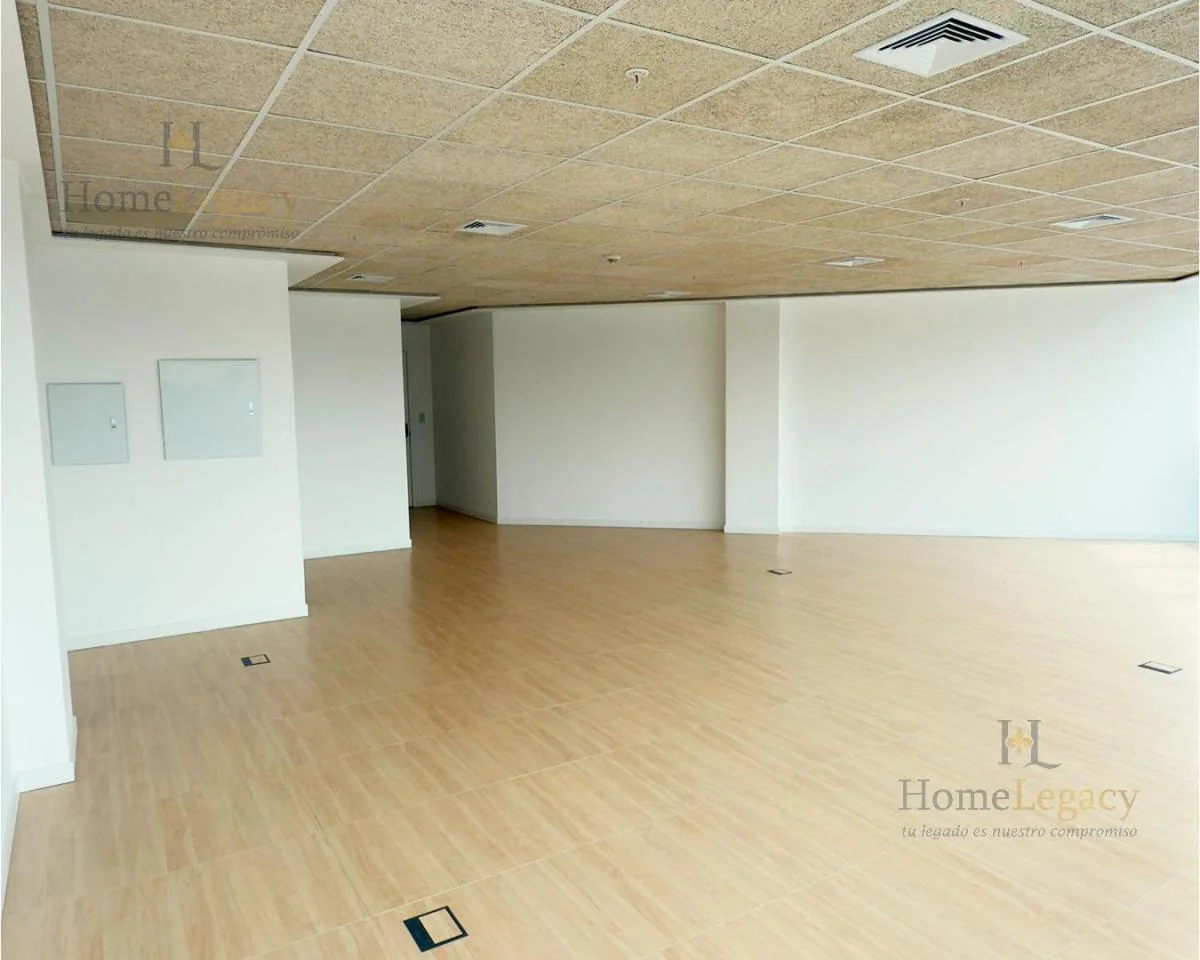 Venta de Oficina en Norte de Guayaquil - Frente Al Mall del Sol Am, Guayas — imagen 4