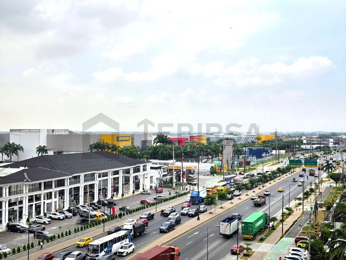 Oficina en Venta o Alquiler, C/ Parqueo y Vista Panorámica - Platinum 1, Av León Febres Cordero, Guayas — imagen 3