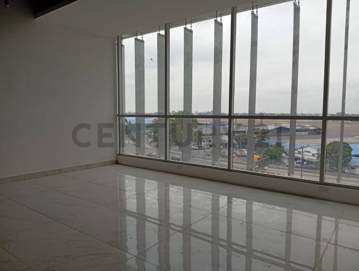 Linda Oficina Moderna de Estreno en Centro Corporativo Américas en Venta, Guayas — imagen 5