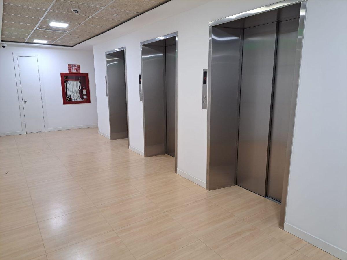 Venta de Oficina en 100 Business Plaza, Guayas — imagen 4