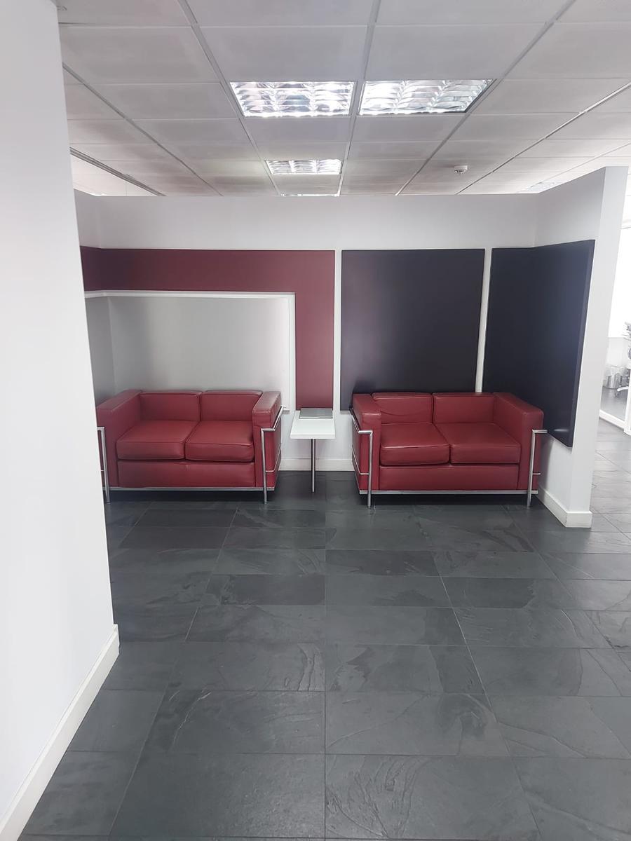 Oficina de Venta Ubicada en Quito, Edificio Concorde, 12 de Octubre — imagen 4