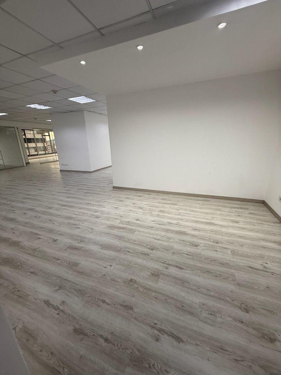 Venta Oficina 186 m² - Av 12 de Octubre — imagen 5