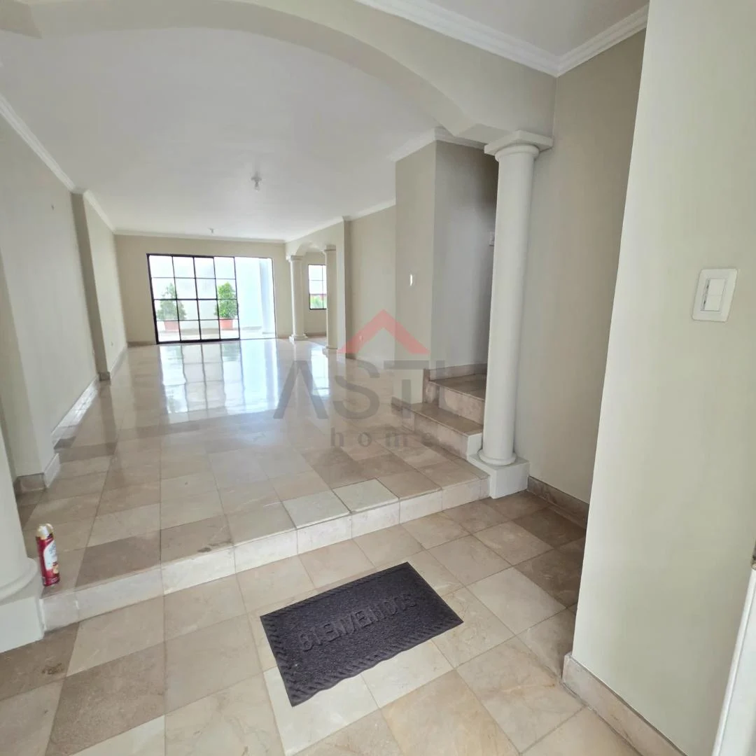 Se Vende Propiedad en Urb. Ceibos Norte, Guayas — imagen 3