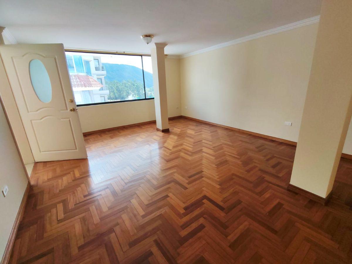 Casa Rentera en Venta | 4 Departamentos | Intercambiador de Carcelén — imagen 3