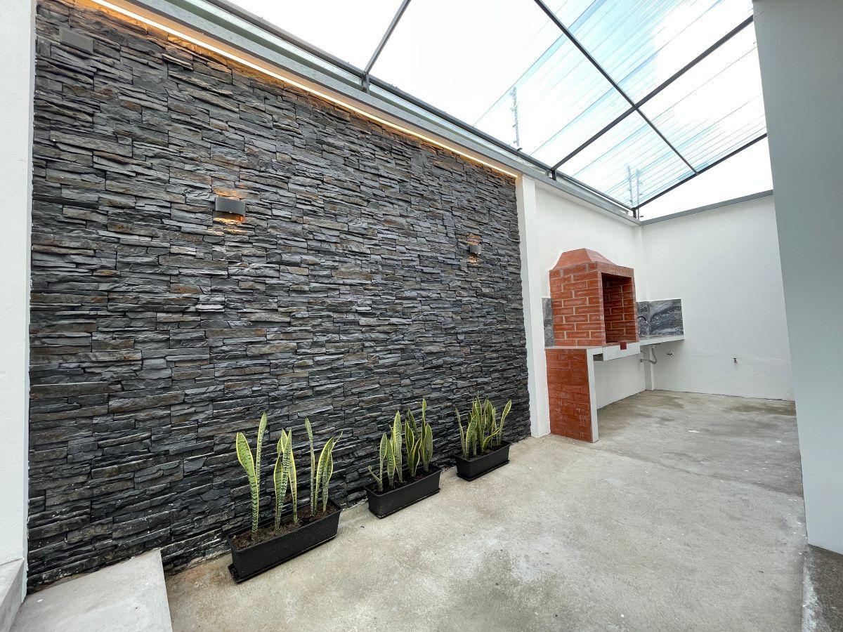 Casa con Bases Para 3 Pisos Mas — imagen 4