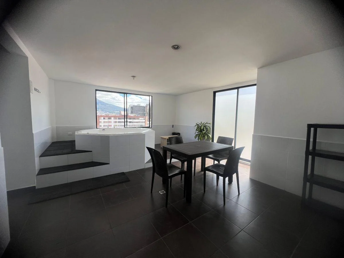 Excelente Departamento Venta La Floresta — imagen 3