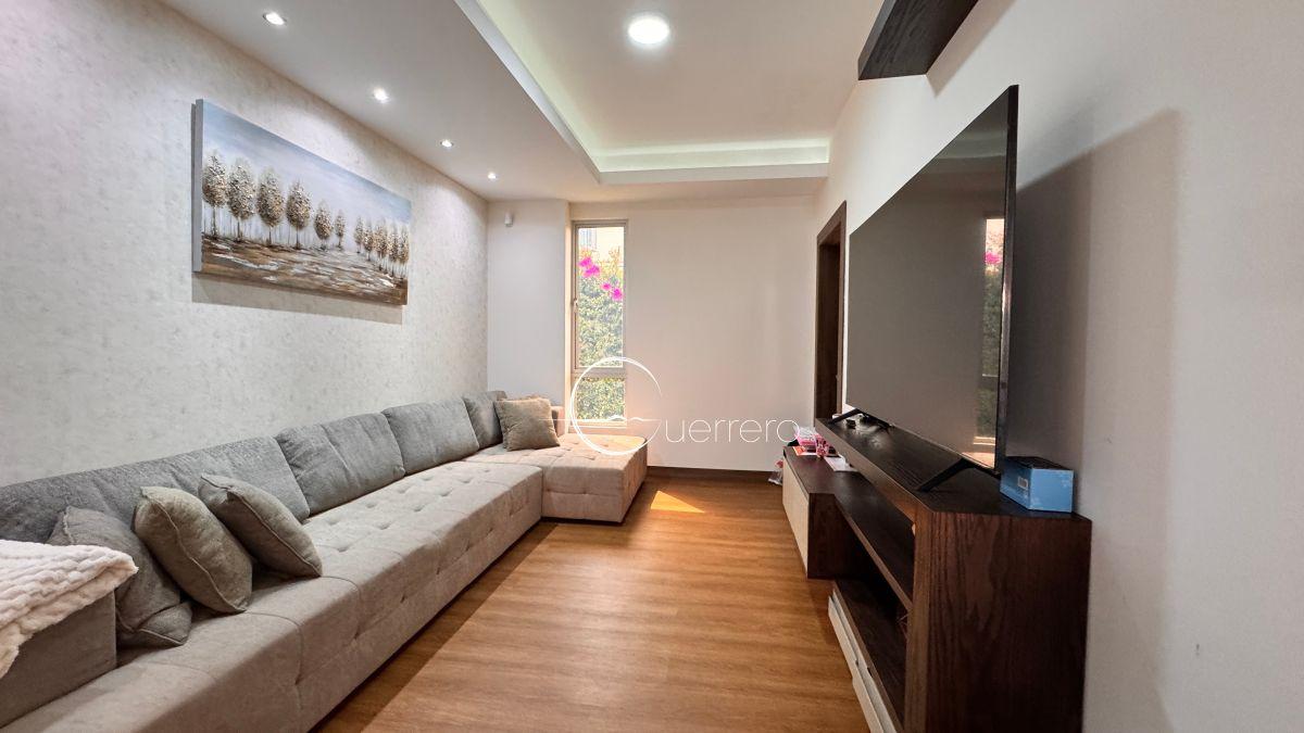 En Venta Espectacular Casa de Lujo (1 Sola Planta) con Gran Jardin, Club Los Chillos — imagen 5