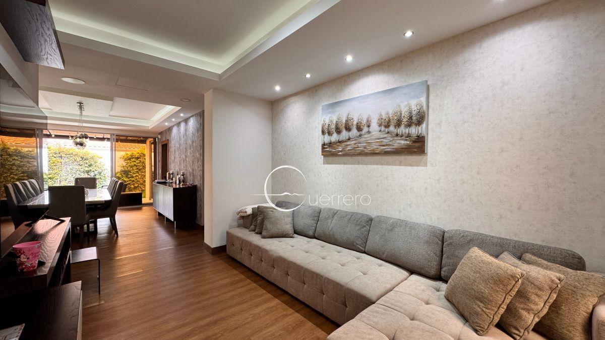 En Venta Espectacular Casa de Lujo (1 Sola Planta) con Gran Jardin, Club Los Chillos — imagen 4