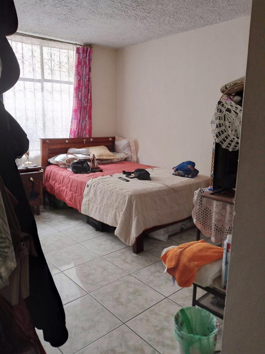 Casa de Venta Carapungo, Tres Pisos, Departamentos, Locales, Excelente Inversión — imagen 3