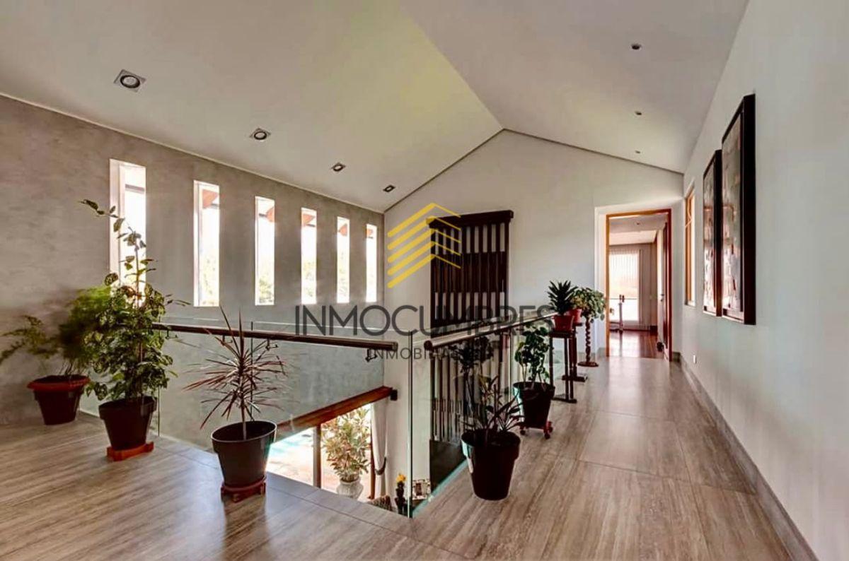 Casa de Lujo de Venta - Renta Cumbaya Urbanizacion Aaa — imagen 3