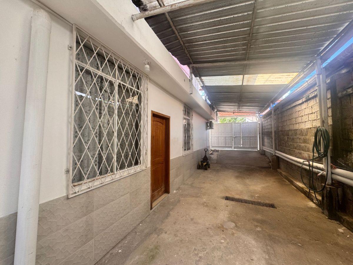 Casa en Venta - Ubicada Cerca Al Paeque Lineal - Ideal Para Inversion - Rentera con Proyección a 2do Piso, Napo — imagen 3