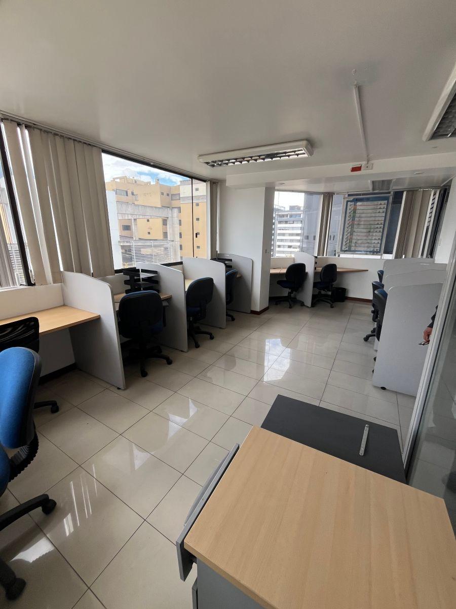 Excelente Oficina de Venta en La Carolina — imagen 3
