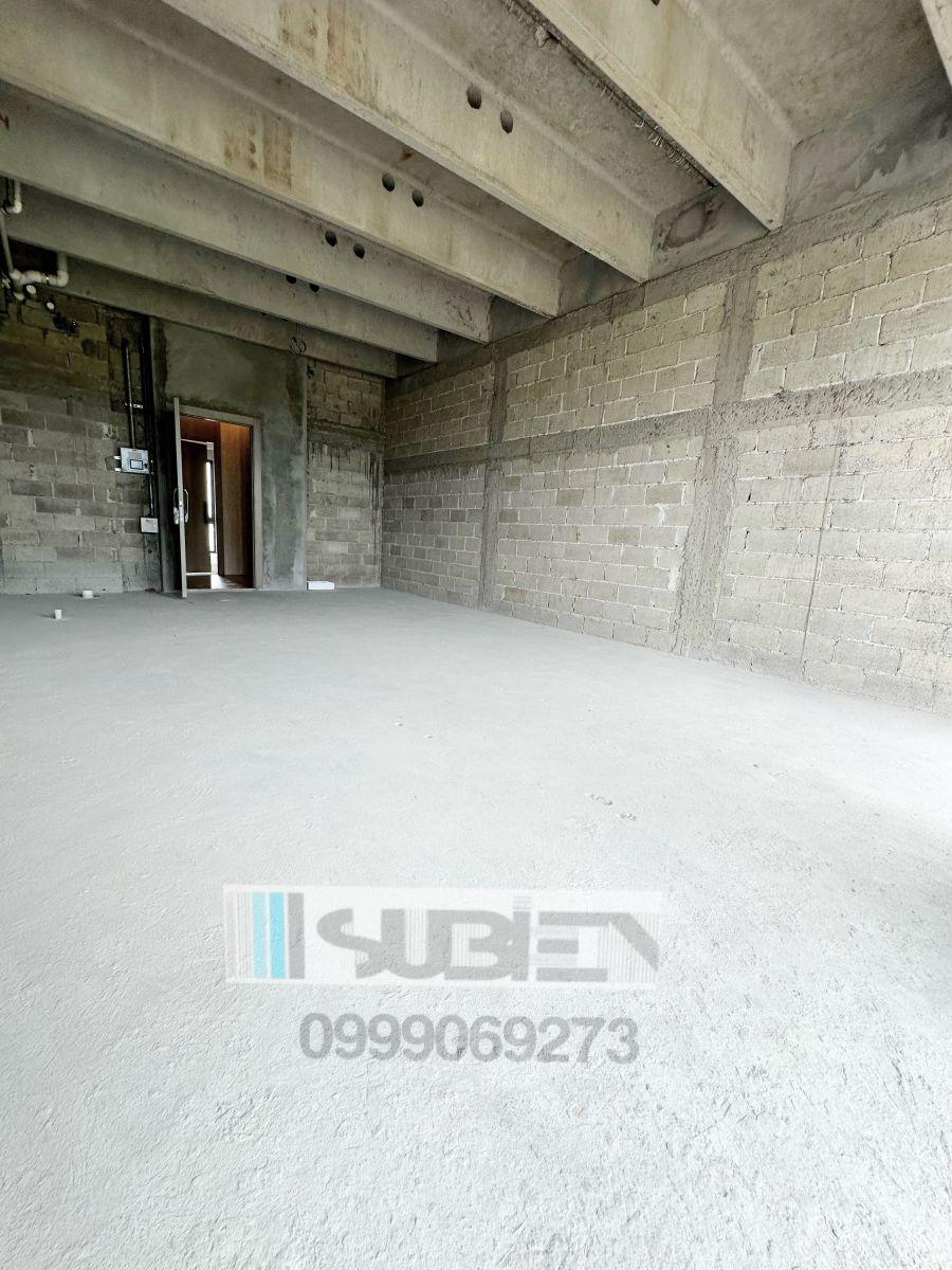 Vendo Oficina Estreno 51 m² Km 11 Sobre Via Samborondon, Centro Comercial con Oficinas Planta Alta, Guayas — imagen 5