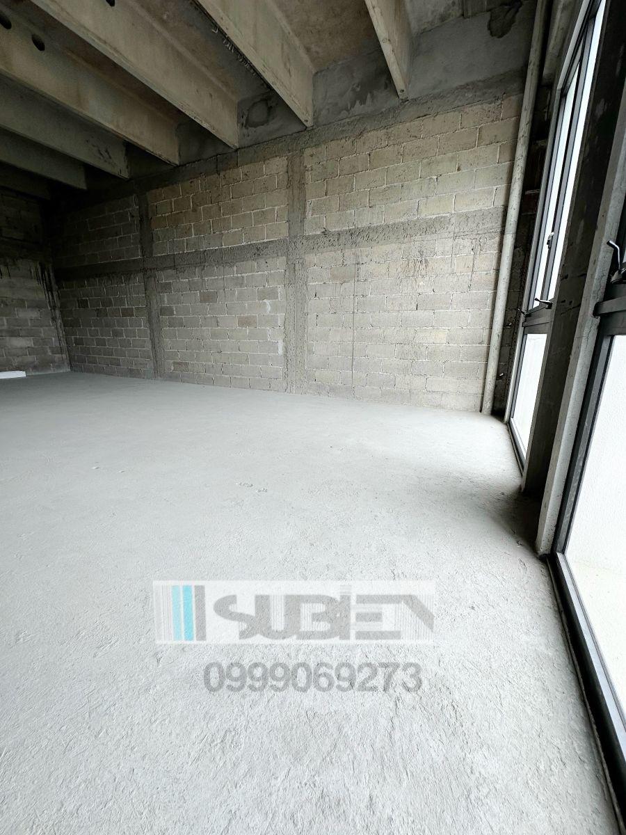 Vendo Oficina Estreno 51 m² Km 11 Sobre Via Samborondon, Centro Comercial con Oficinas Planta Alta, Guayas — imagen 4