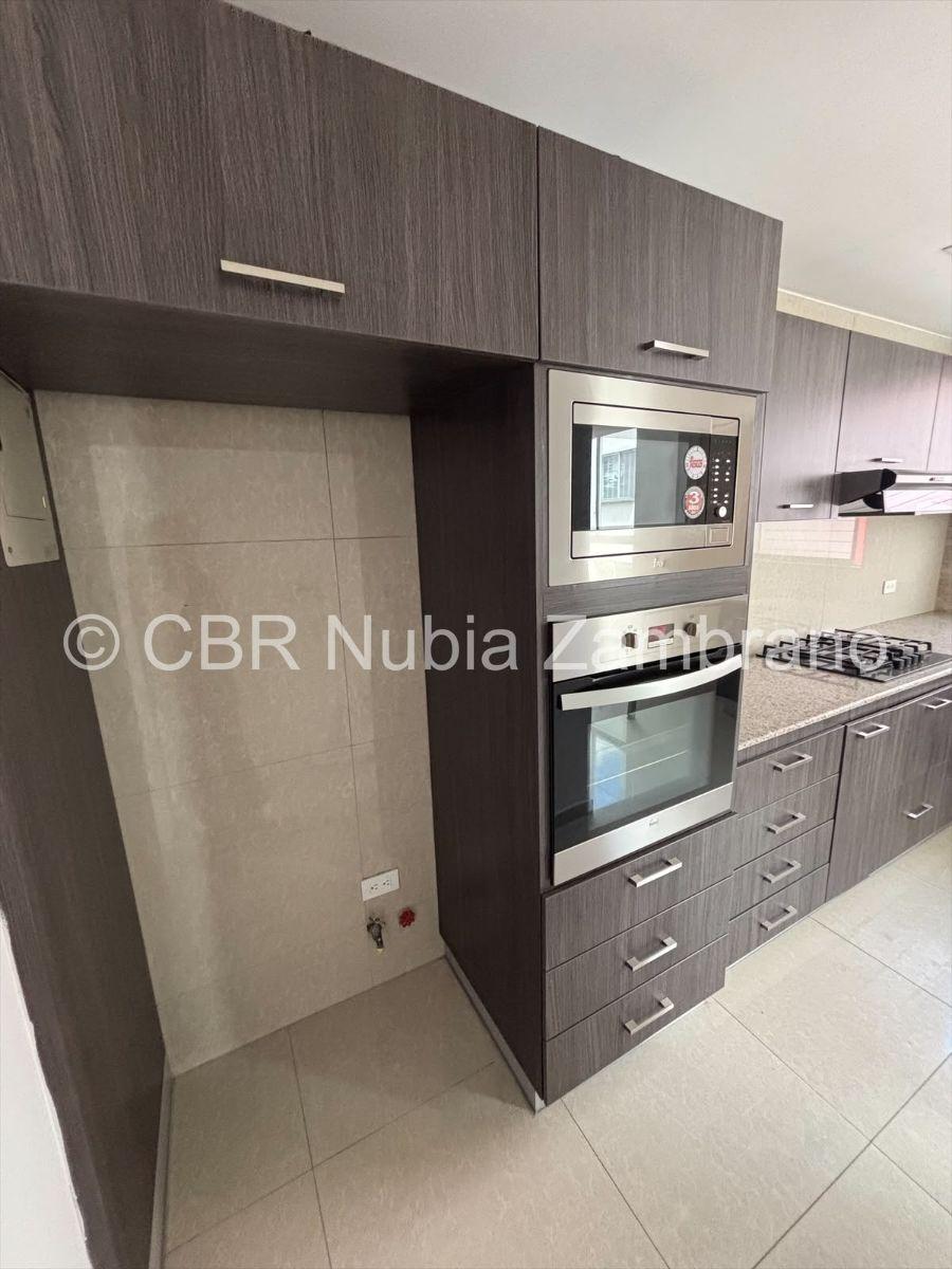 Departamento Duplex en Venta, 2 Dorm., Parqueadero, Sector La Concepcion — imagen 4