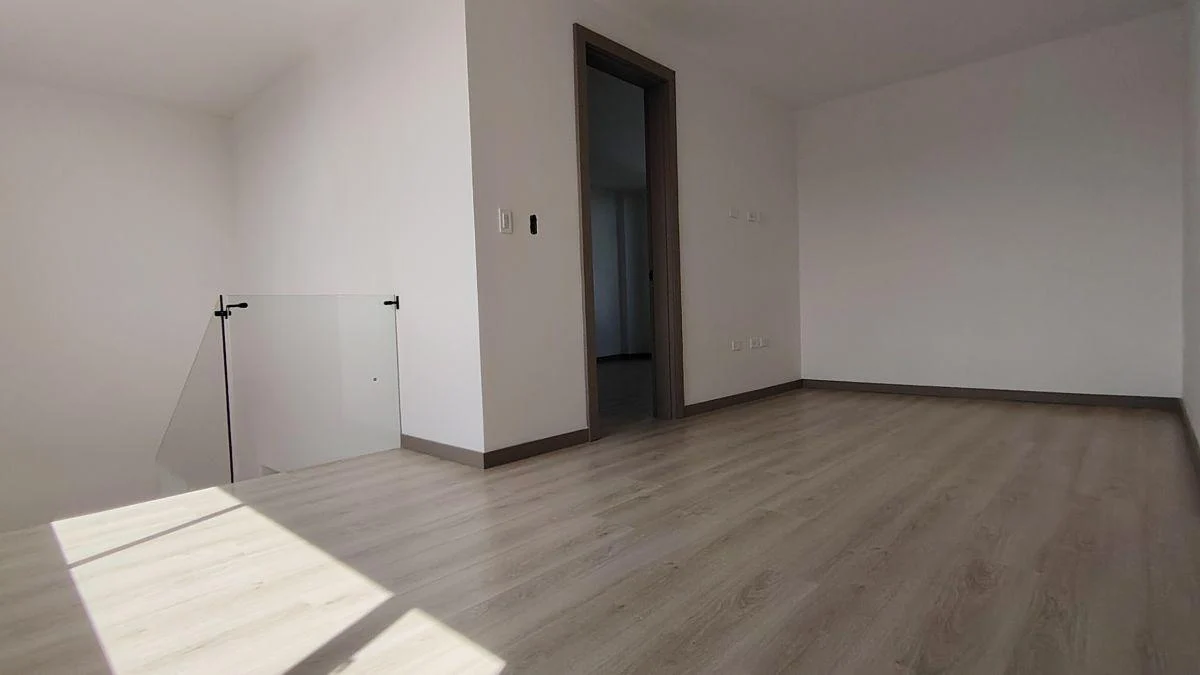 Casa en Venta, Sector La Morita en Tumbaco. Conjunto Moderno y Seguro — imagen 4