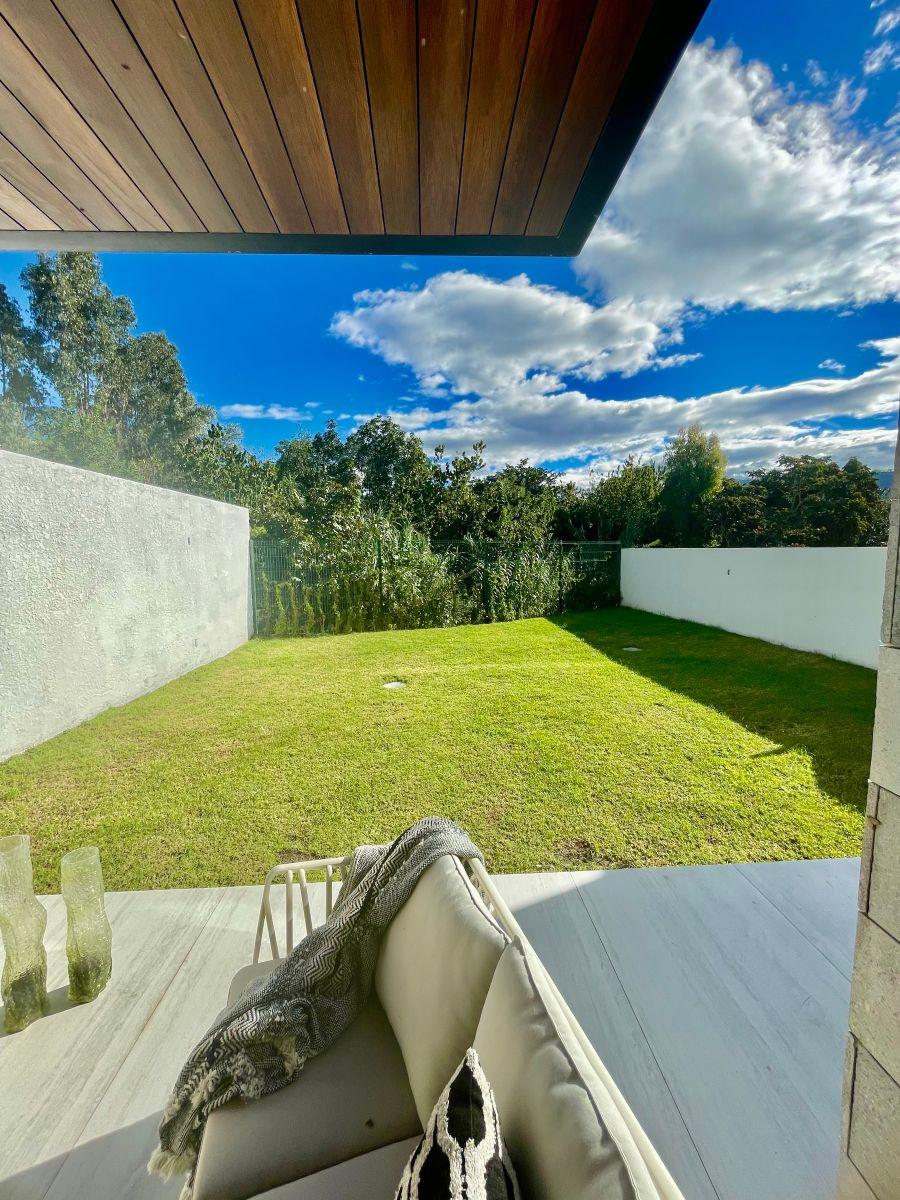 Vendo Fantástica Casa Iluminada, por Estrenar, Acabados de Primera, Seguridad Sector Pachosalas — imagen 5