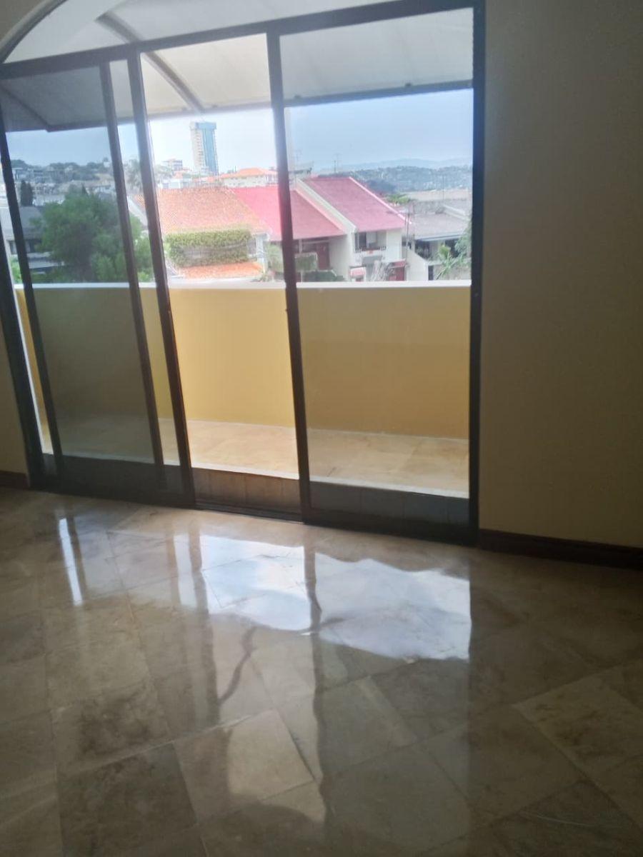 Colinas de Los Ceibos, Guayas — imagen 5