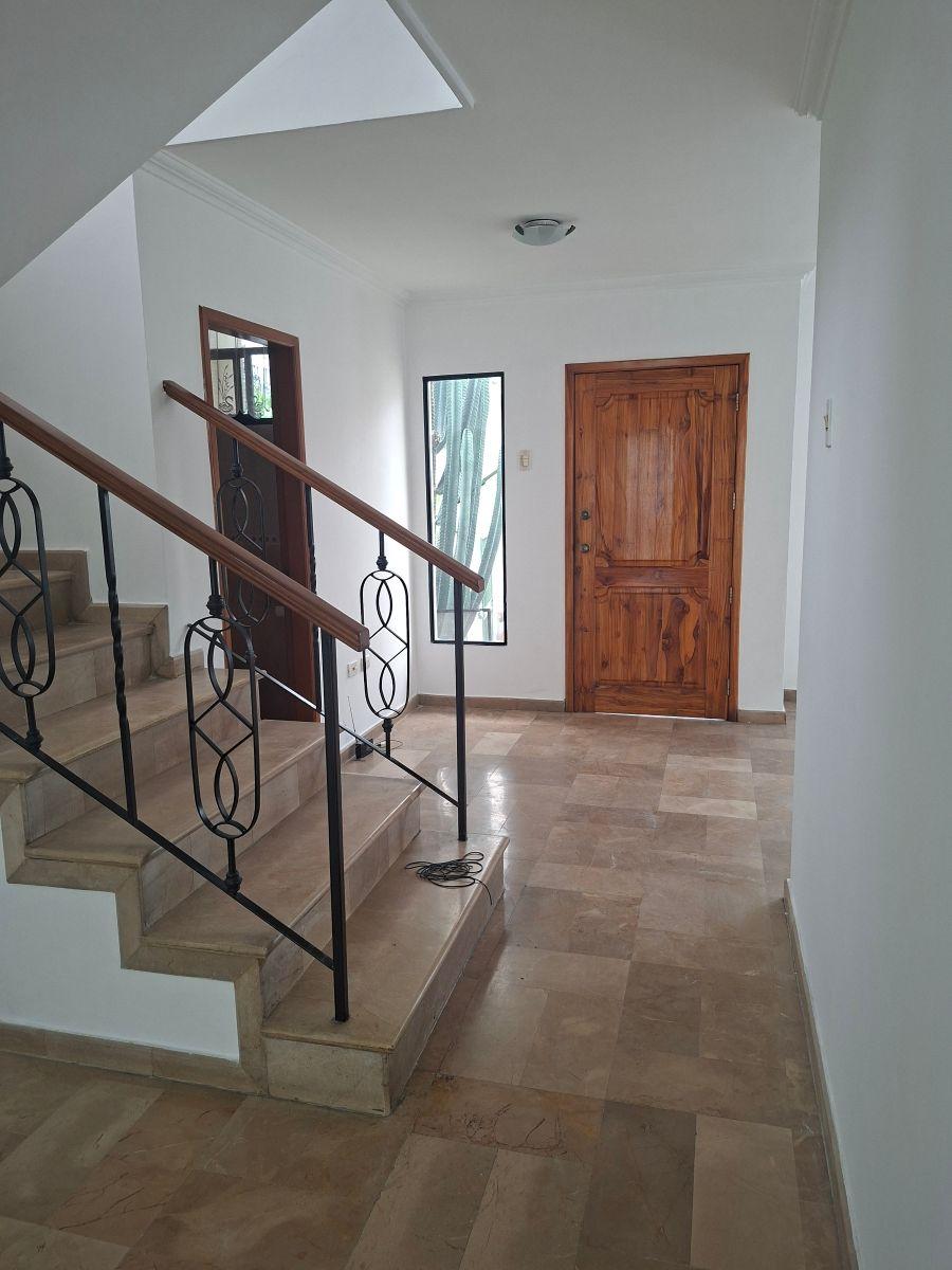 Casa de 250 m² con 4 Dorm. en Venta en Vía a La Costa Precio de Oportunidad. Guayas — imagen 10