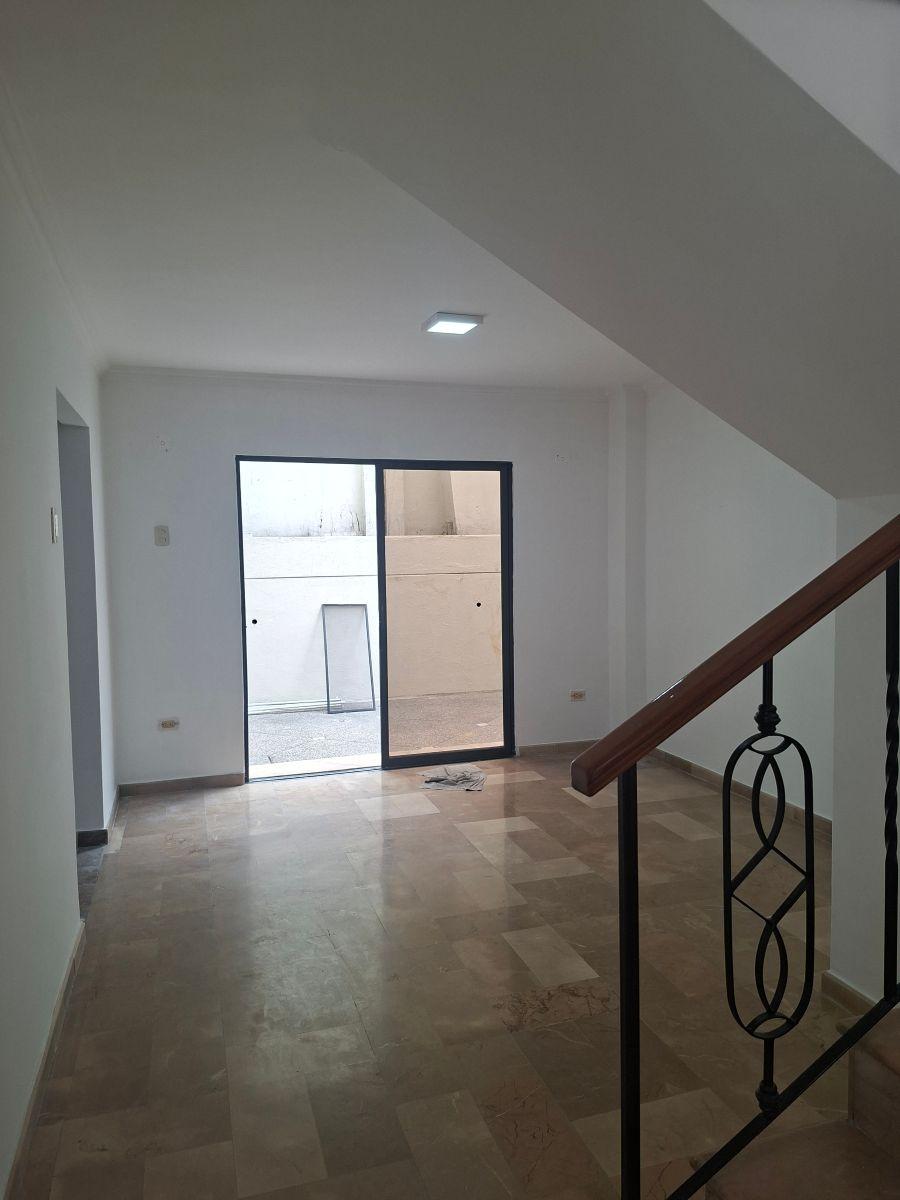 Casa de 250 m² con 4 Dorm. en Venta en Vía a La Costa Precio de Oportunidad. Guayas — imagen 7