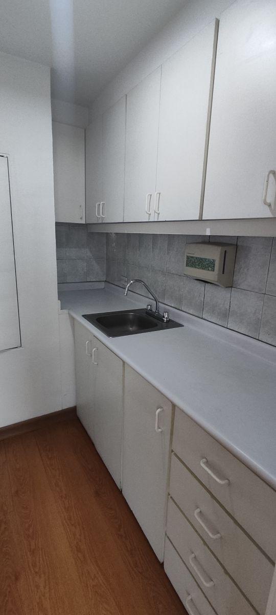 Vendo Oficina Frente Al Parque La Carolina, Piso Completo en Venta — imagen 4