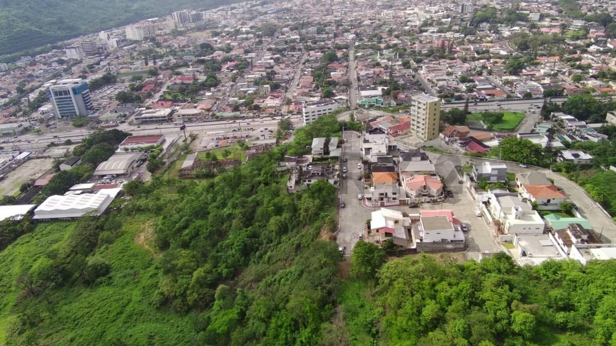 Terreno Multifamiliar en Av Los Bomberos Frente a Los Ceibos Ales, Guayas — imagen 3