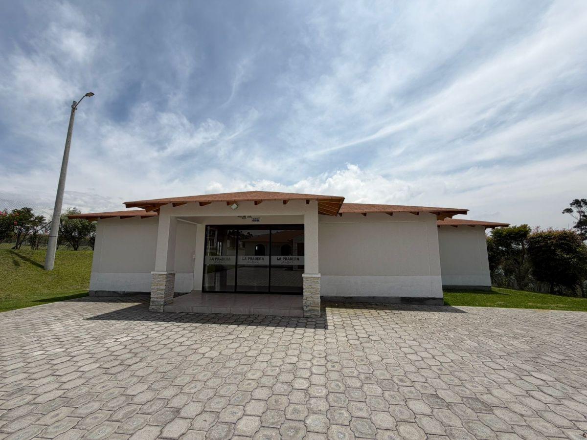 Terreno Residencial Urb. La Pradera Tabacundo — imagen 3