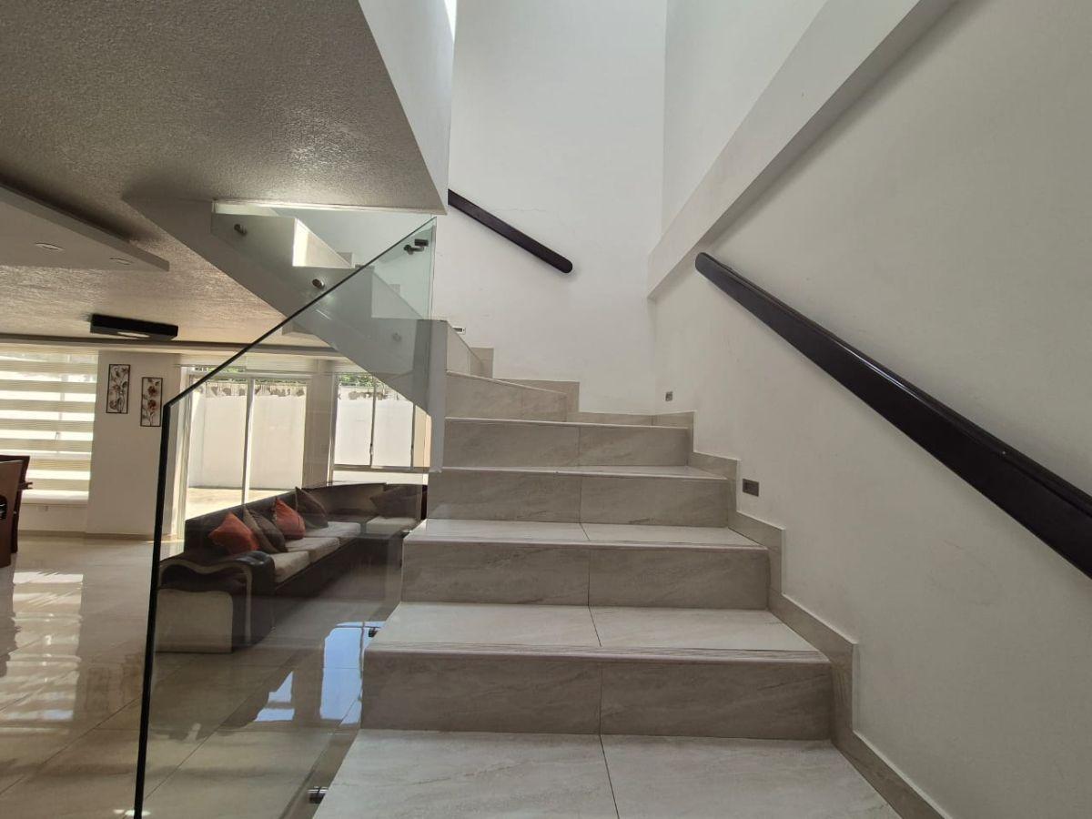 Casa en Venta en Urb. Privada Sector La Armenia — imagen 4
