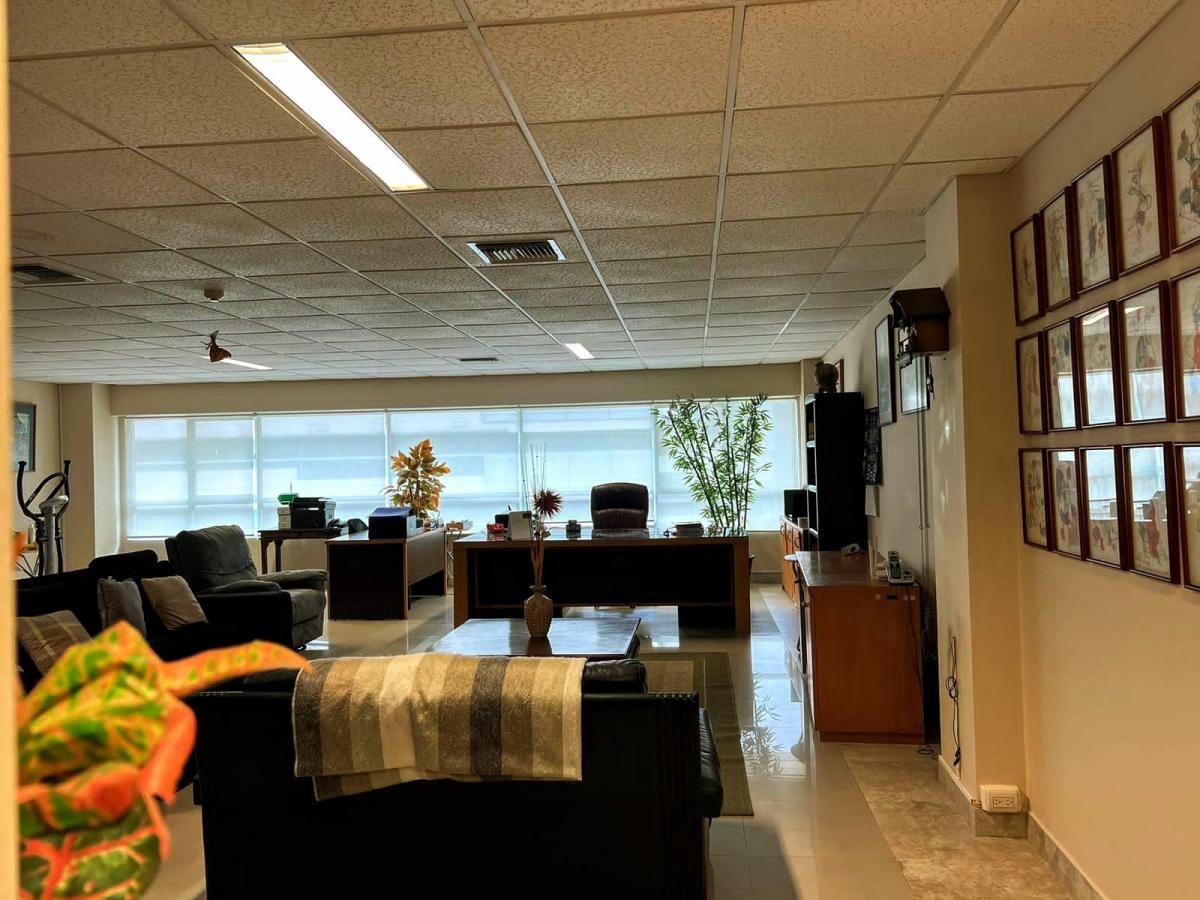 Venta de Oficina - Parque Empresarial - Av Rodrigo Chávez, Guayas — imagen 4