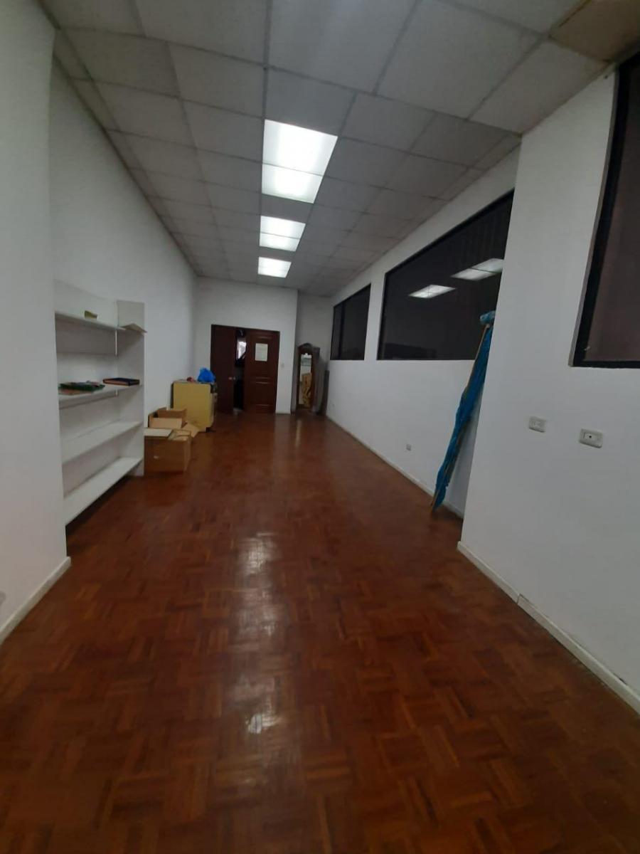 Vendo Oficina o Bodega - Sector San Carlos, Fernandez Salvador — imagen 5