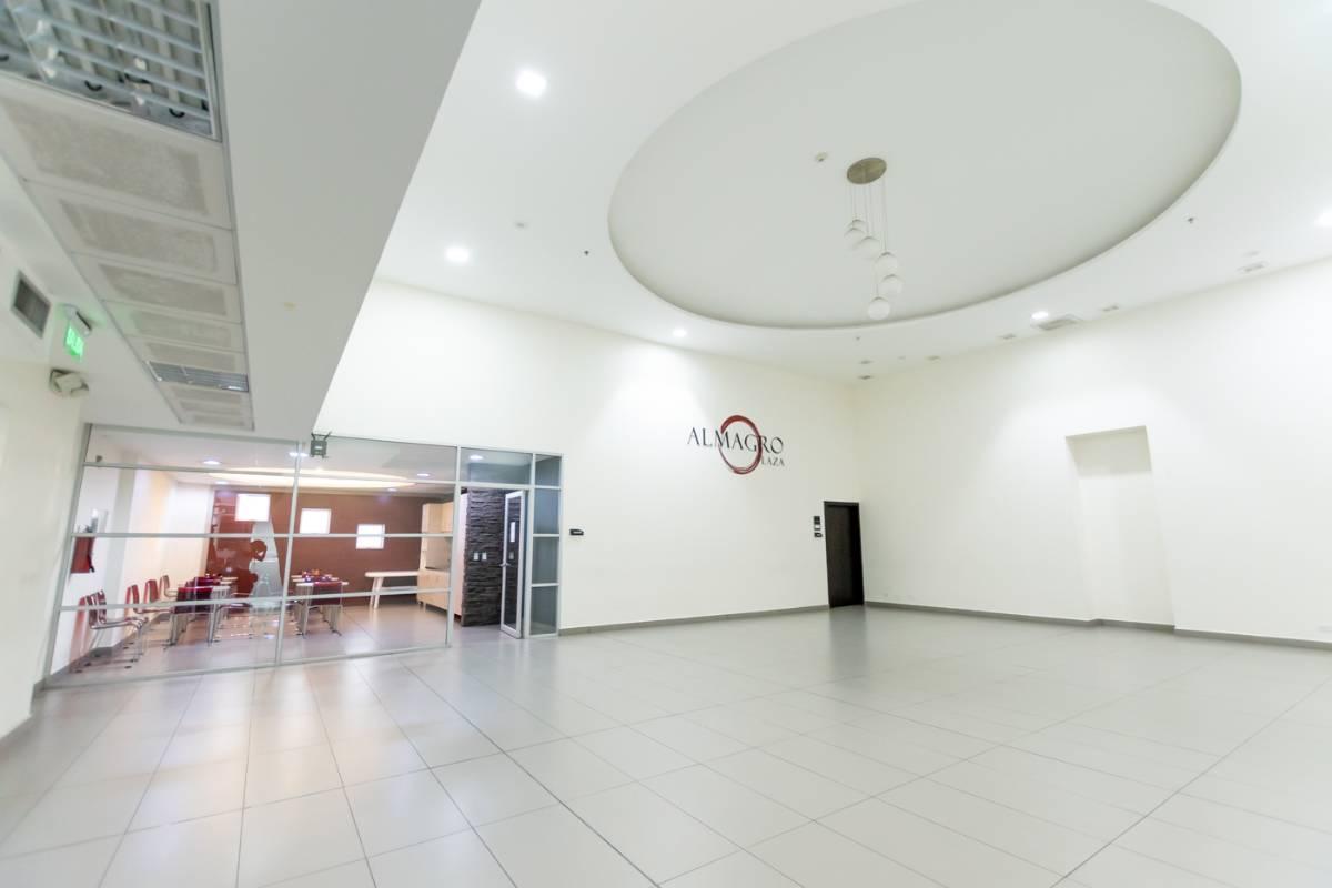 Hermosa Oficina de Venta! en Oportunidad — imagen 5