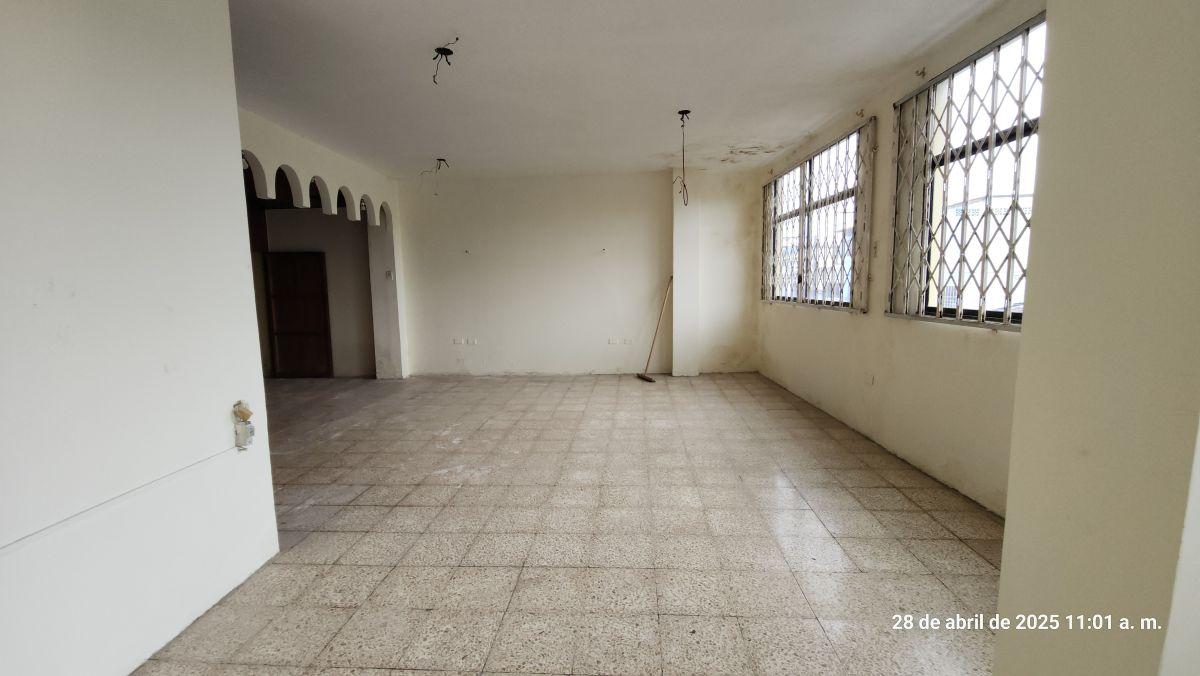 Vendo Rentera, 1 Local Amplio L, 4 Departamentos Ubicado en Calle Brasil 3313 Alfredo Valenzuela, Guayas — imagen 3