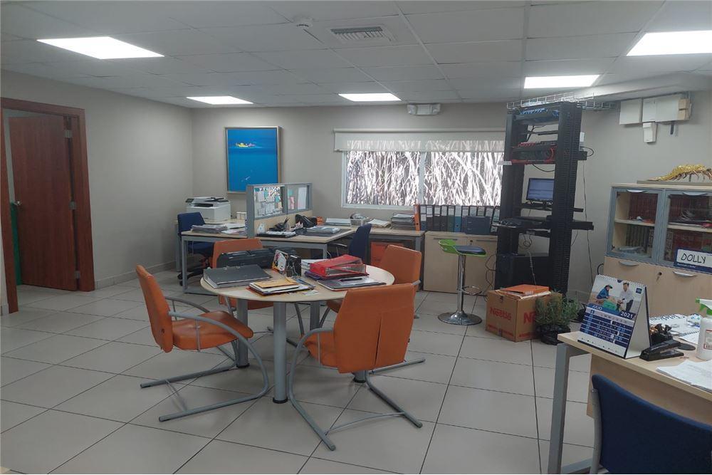 Excelente Ubicación Frente a C. C. Alban Borja C. Diaz, Guayas — imagen 4