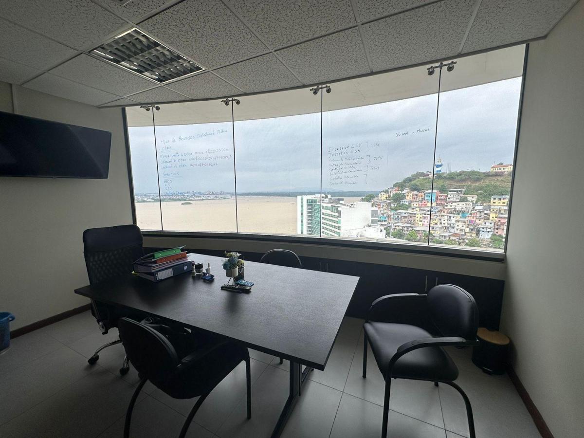 Venta de Oficina Vista Al Rio en The Point Puerto Santa Ana (Jp), Guayas — imagen 4