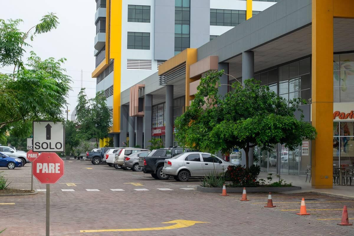Venta de Oficina en El Edificio Plaza Shiva, Duran, Via Duran Tambo, Guayas — imagen 4