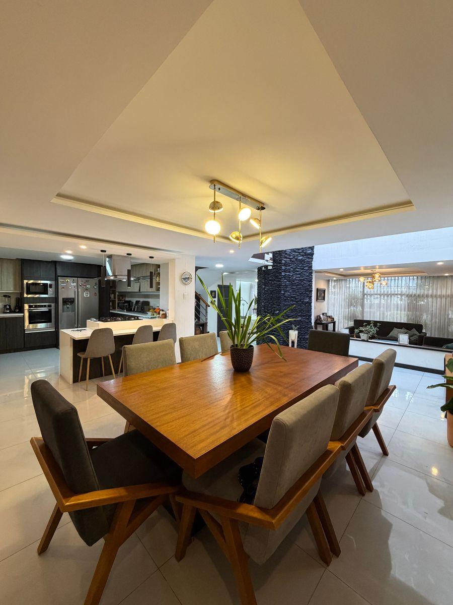 Casa de 5 Habitaciones - en Venta - El Pinar Bajo - 317 m² — imagen 5