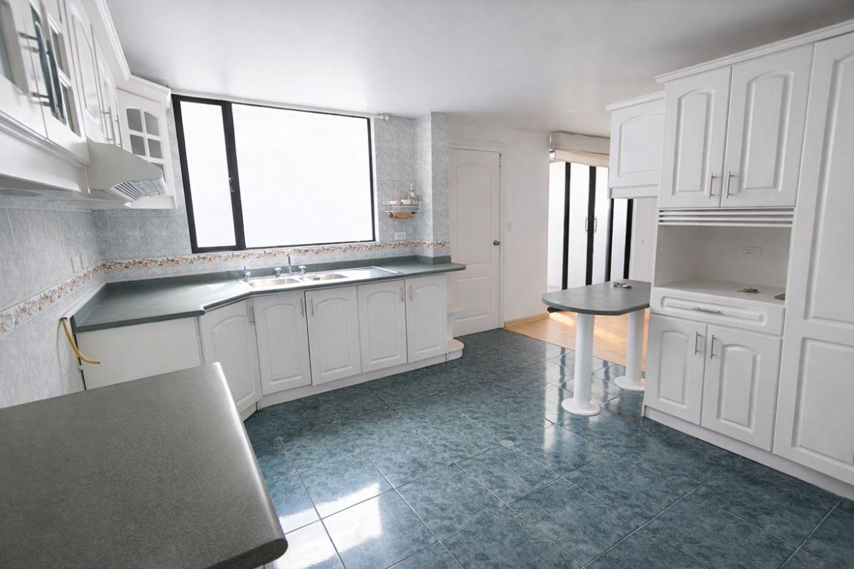 Casa con Terraza (En Donde Se Puede Construir Suit) — imagen 5