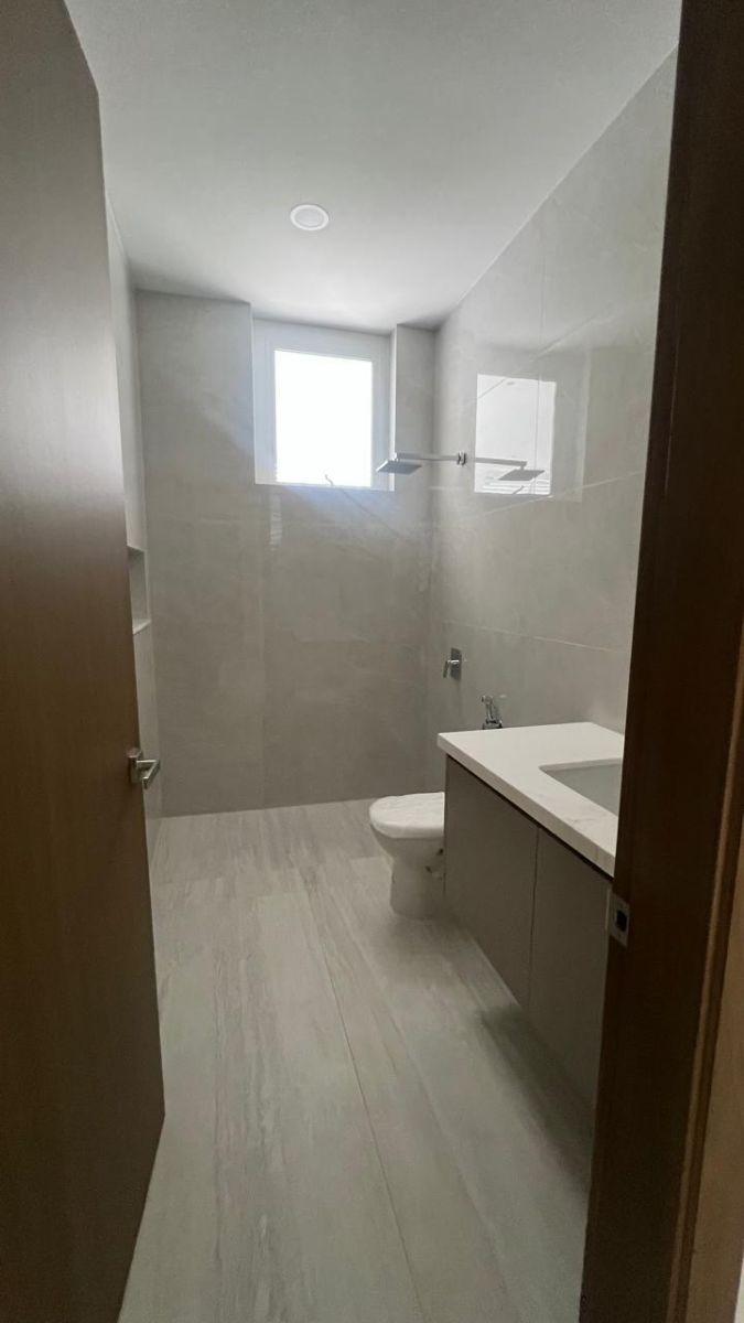 Vendo Casa en Urb. Aires del Batan, Samborondon. Guayas — imagen 4
