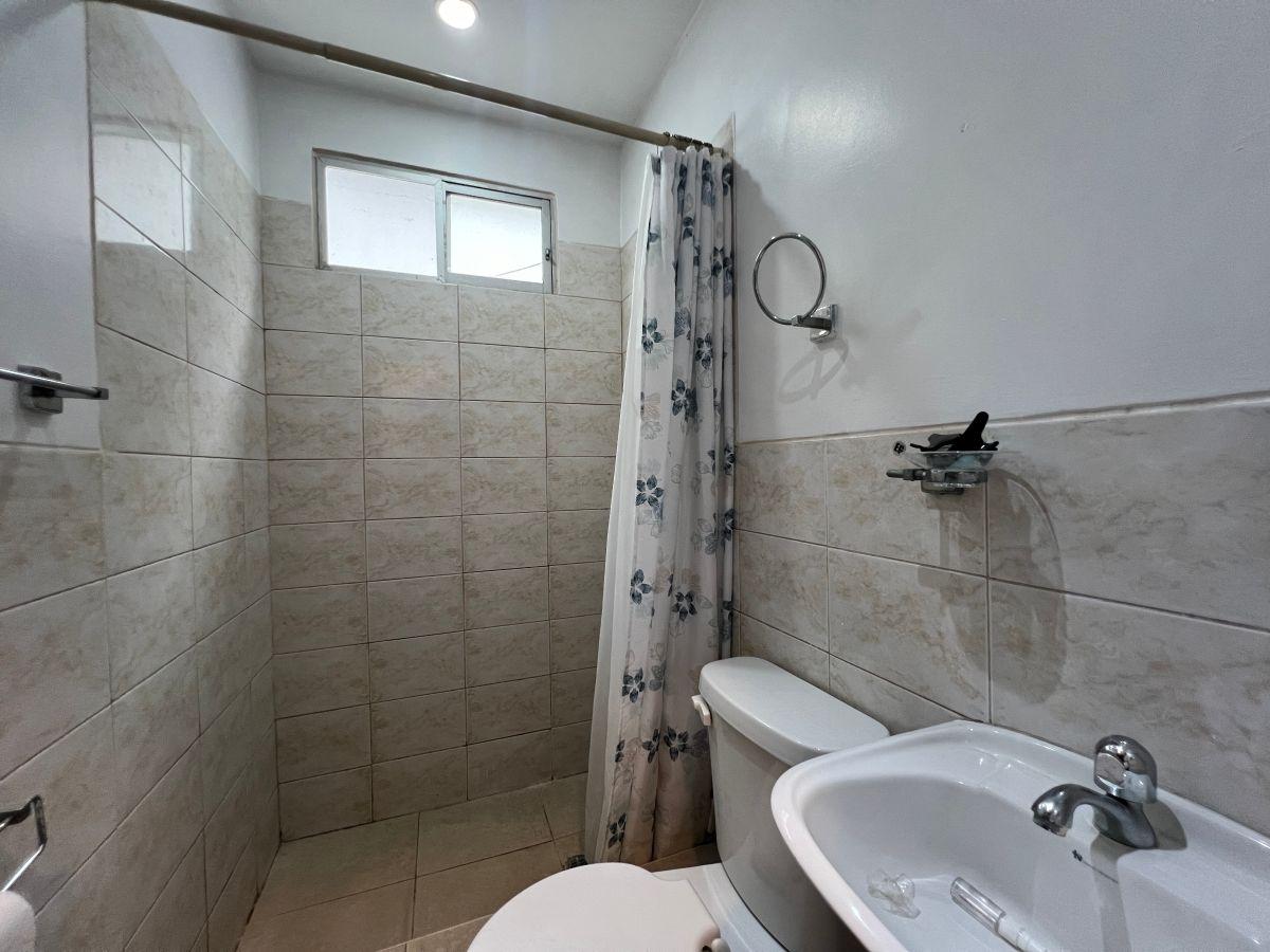 Casa de 105 m² con 4 Dorm. en Venta en León Febres Cordero, Guayas — imagen 4