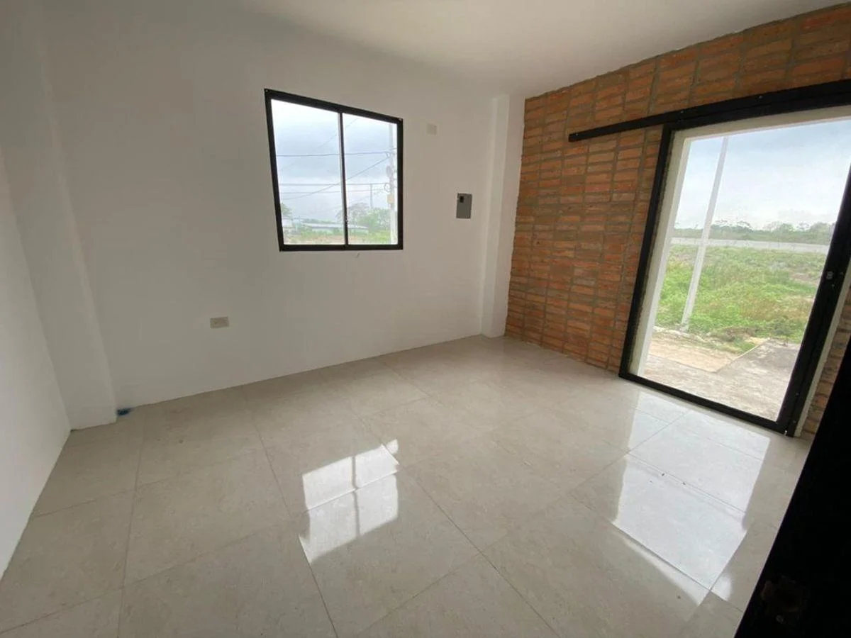 Se Vende Casa por Estrenar - Urb Yasuní en Machala, El Oro — imagen 4