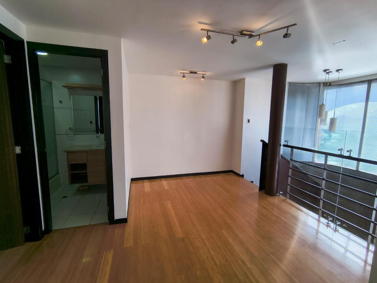 Duplex 2d + 2 Parqueaderos, Sector Cne Bosmediano en Venta — imagen 6