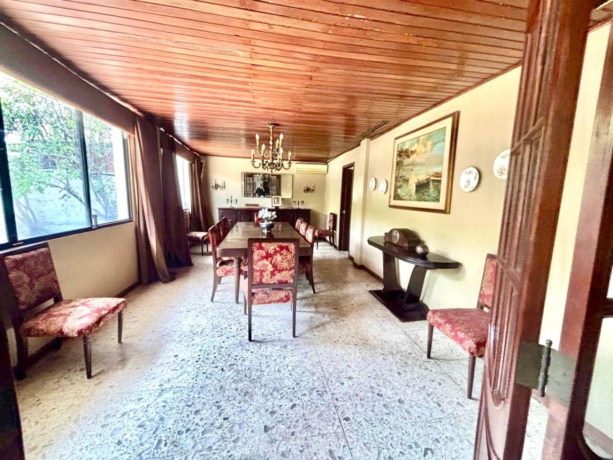 Vendo Propiedad Urdesa Comercial Zarc - 2 Ave Otto Arosemena Gomez. Ideal Oficinas, Clínicas, Comercio, Guayas — imagen 4