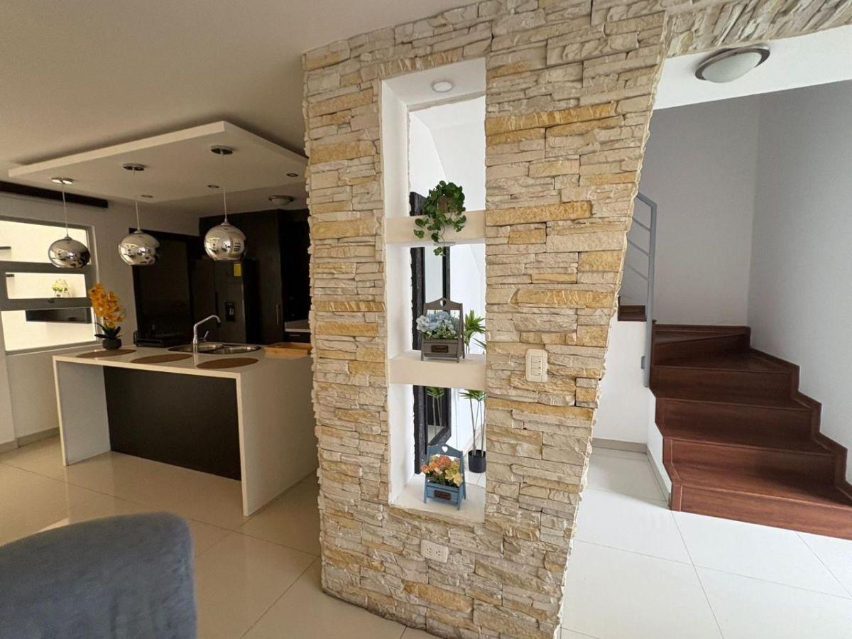 Linda Casa en Venta 3 Dorm Marianitas de Calderon — imagen 9