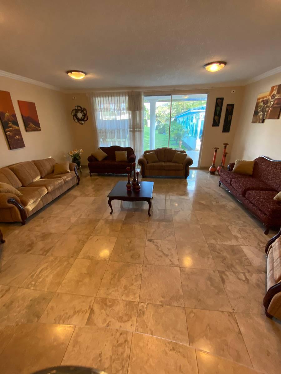 Venta Elegante Quinta Chiviquí Piscina Árboles Frutales Casa Empleados Cancha — imagen 5