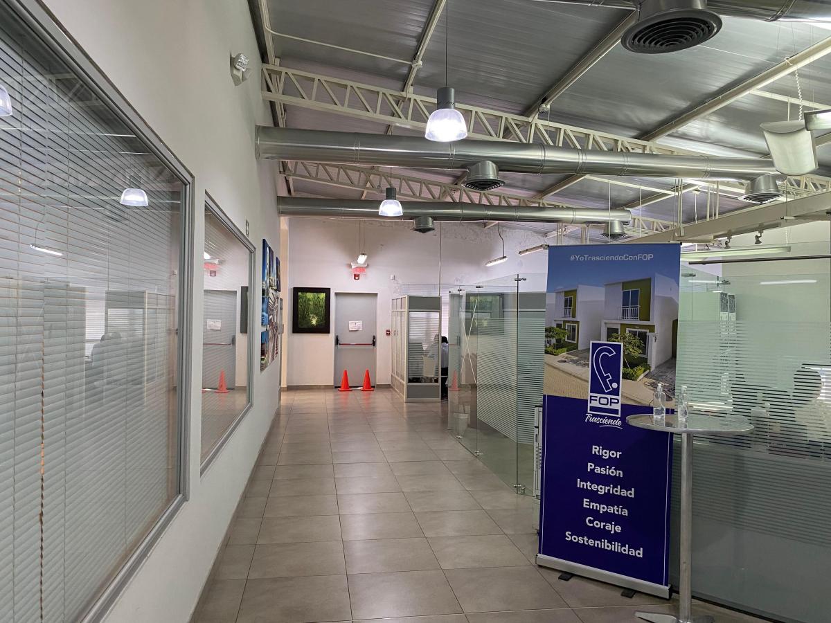 Venta de Oficina en Urb. Santa Leonor - H. Rios, Guayas — imagen 5